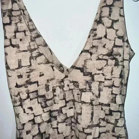 Aritzia x Babaton Contour Bodysuit size xs - Picture 9 of 11